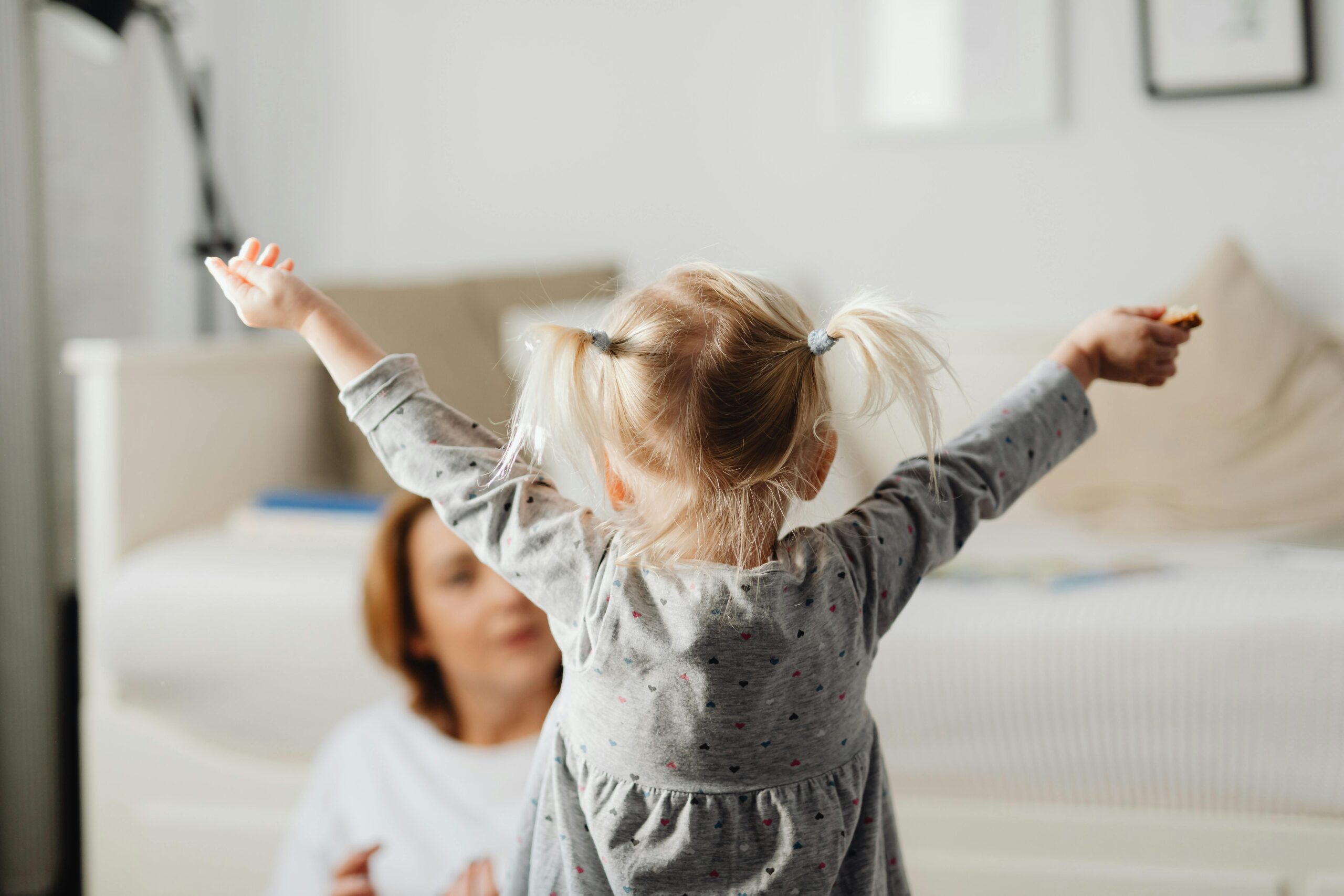 Raising Emotionally Intelligent Kids at Home: 7 Parent-Proven Skills That Build Confidence